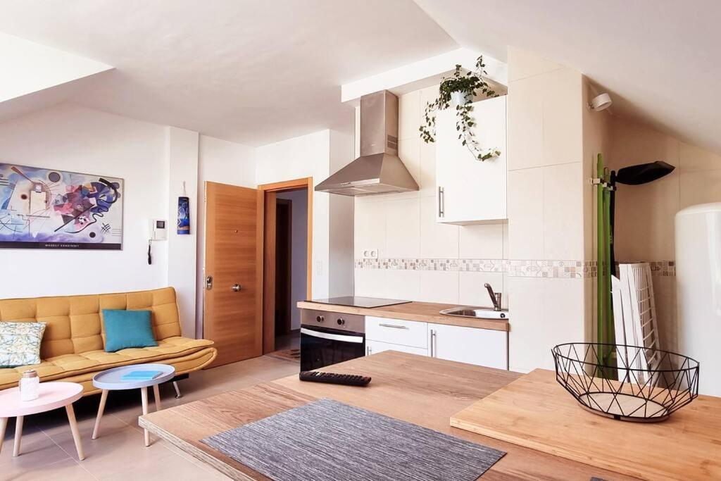La Ventana Apartment Barreiros Luaran gambar